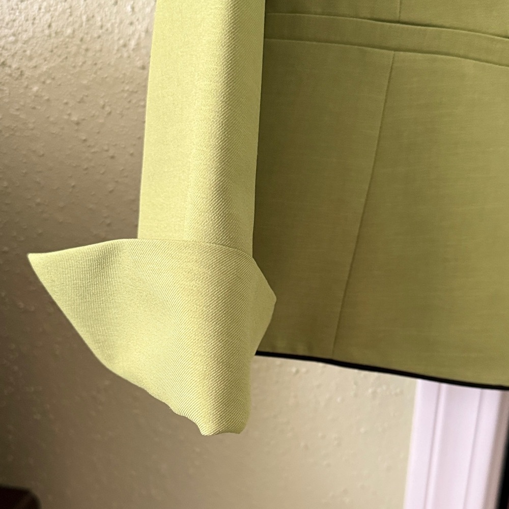 Black Label Women's Lime Blazer with Black Trim - Picture 4 of 6